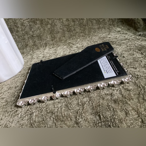 Badgley Mischka Bride Collection Pearls Silver Design 4x6 Photo Frame - Picture 4 of 4